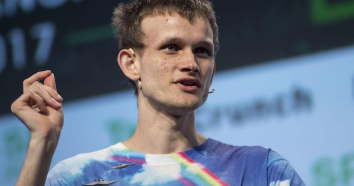 雪中送炭！以太坊創辦人悄悄捐款 500 萬美元 $ETH 幫助烏克蘭由烏克蘭政府與多家交易所牽頭的捐款組織，在推特上點名了人稱 V 神的以太坊創辦人 Vitalik Buterin。 