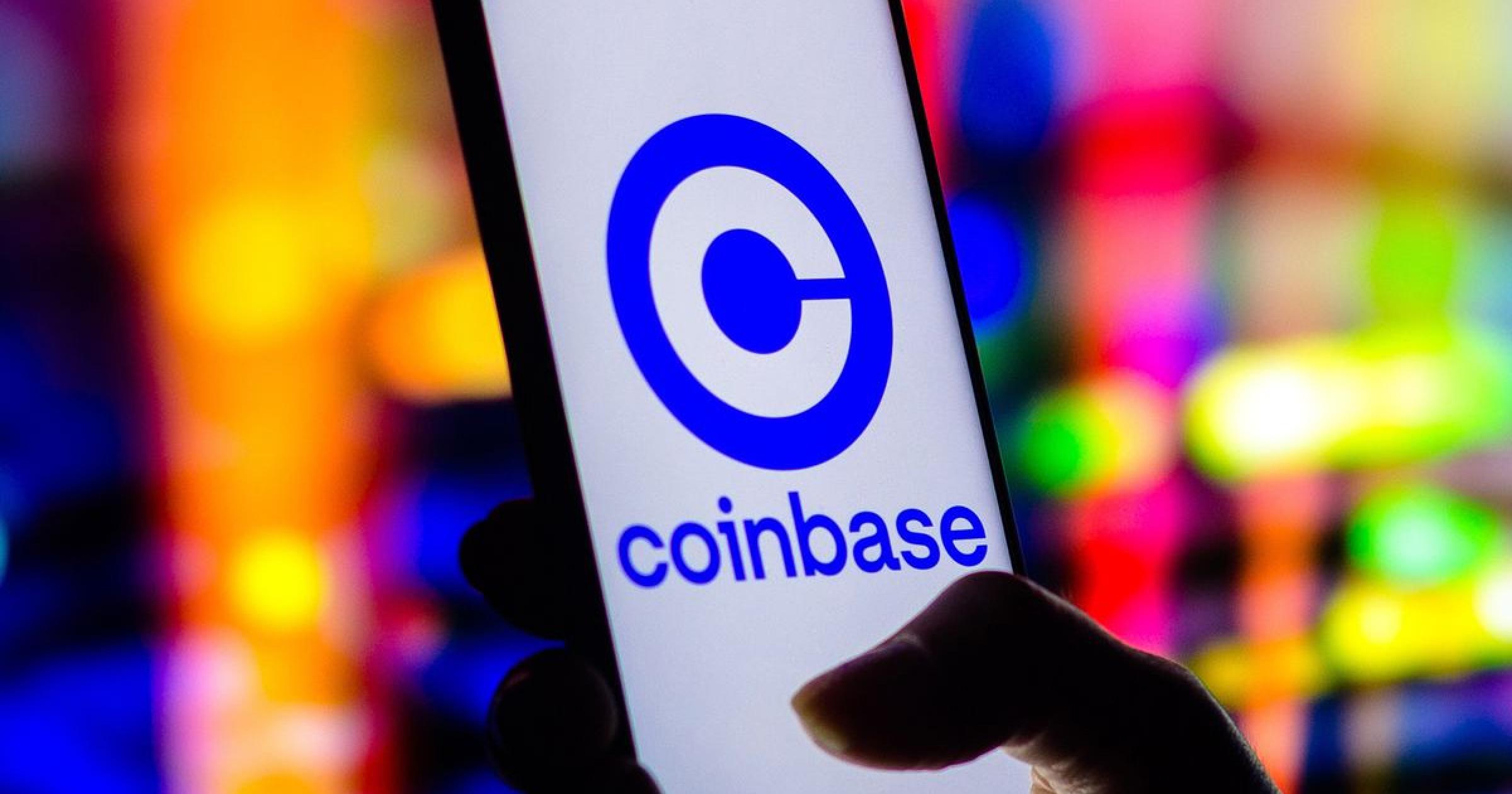 美首起加密內線交易？Coinbase 前員工被捕，曾狠賺150萬鎂美國告破首起加密貨幣交易所內線交易案。Coinbase 的前產品經理與兩位同夥涉嫌加密貨幣內線交易，目前兩人被捕，一人仍逍遙法外。