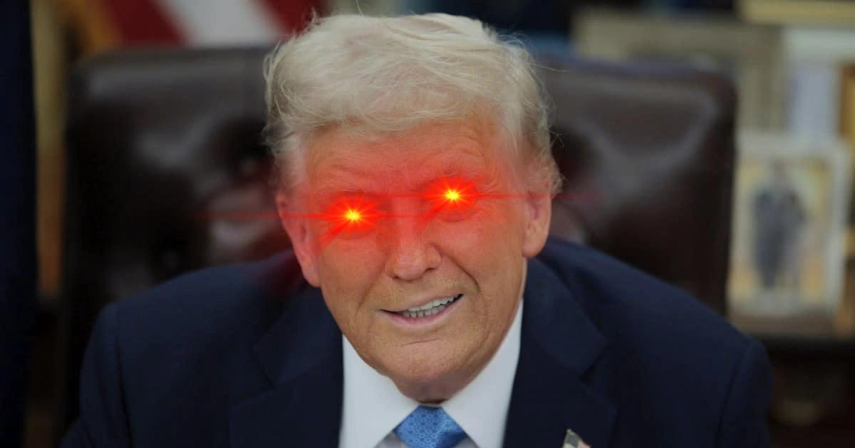 TRUMP陷違規醜聞？倡議團體控違法募資，呼籲司法部嚴查川普！美國消費者倡議團體 Public Citizen 向司法部申訴，指控川普發行川普幣違反聯邦法規，涉及規避法律與利益輸送。要求嚴查！