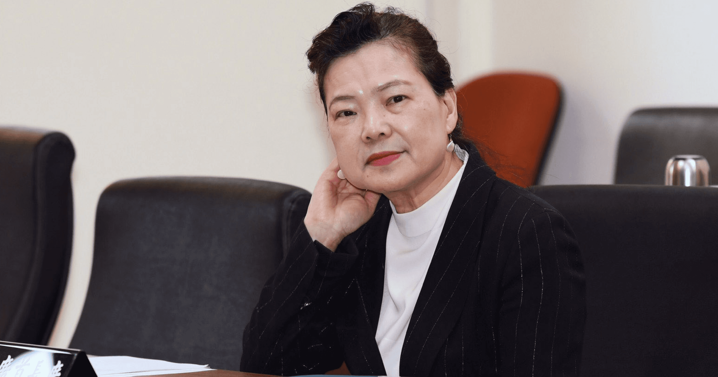 矽谷銀行破產燒到台灣？經濟部長稱「影響不大」，金管會揭曝險金額！美國矽谷銀行 SVB 上週末突然破產，引發全球金融圈恐慌。許多民眾也擔心，這把火會不會燒到台灣。對此，經濟部長與金管會、保險局都在密切關注本次事件，也陸續發表聲明。