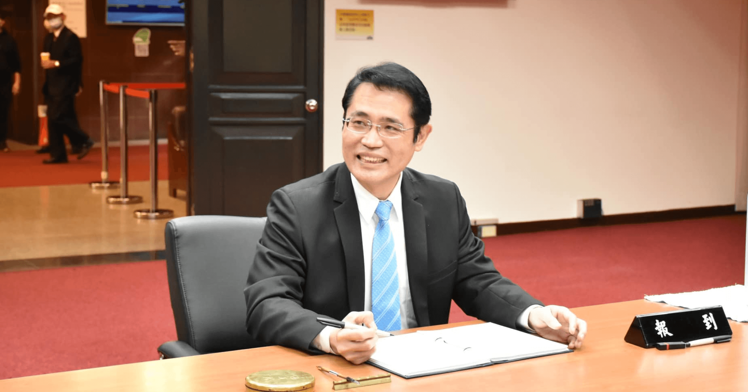 台灣要有「虛擬資產局」？立委連署提修法，草案 3 重點一次看！據《經濟日報》報導，立委江永昌已連署提出修法，希望改動金管會原本四大局的組織架構，另外增設虛擬資產局，目前修法草案已經在立法院通過一讀。草案裡面還說了什麼？