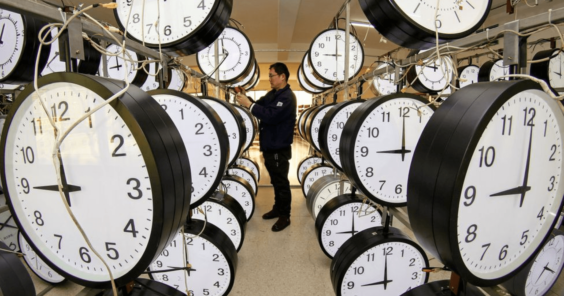 1 天暴漲近 300 倍！KOL 時間交易平台 Time Store 是什麼？竟能讓網紅幫你打工？代幣價格其實就是 KOL 社交價值的量化。當 KOL 損害自己的社交價值時，例如欺騙粉絲或產生負面影響時，粉絲可以拋售其代幣，使得 KOL 的代幣價格降低。