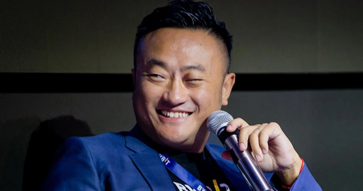 中媒專訪Bybit CEO：走出被盜陰霾，如何煉成交易所「黃埔軍校」Bybit 創辦人 Ben Zhou 直面駭客危機，推動安全透明轉型，強化全球擴張與創新，邁向一站式資產管理平台。