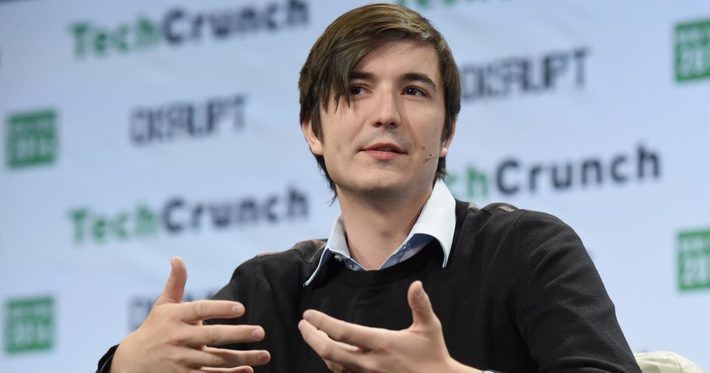 Robinhood打臉FTX收購謠言！仍持60億現金，隨時能買公司繼宣布裁員 23% 後，Robinhood 執行長澄清此前將被 FTX 收購的謠言，並聲稱仍持有大量現金，隨時能收購其他公司。