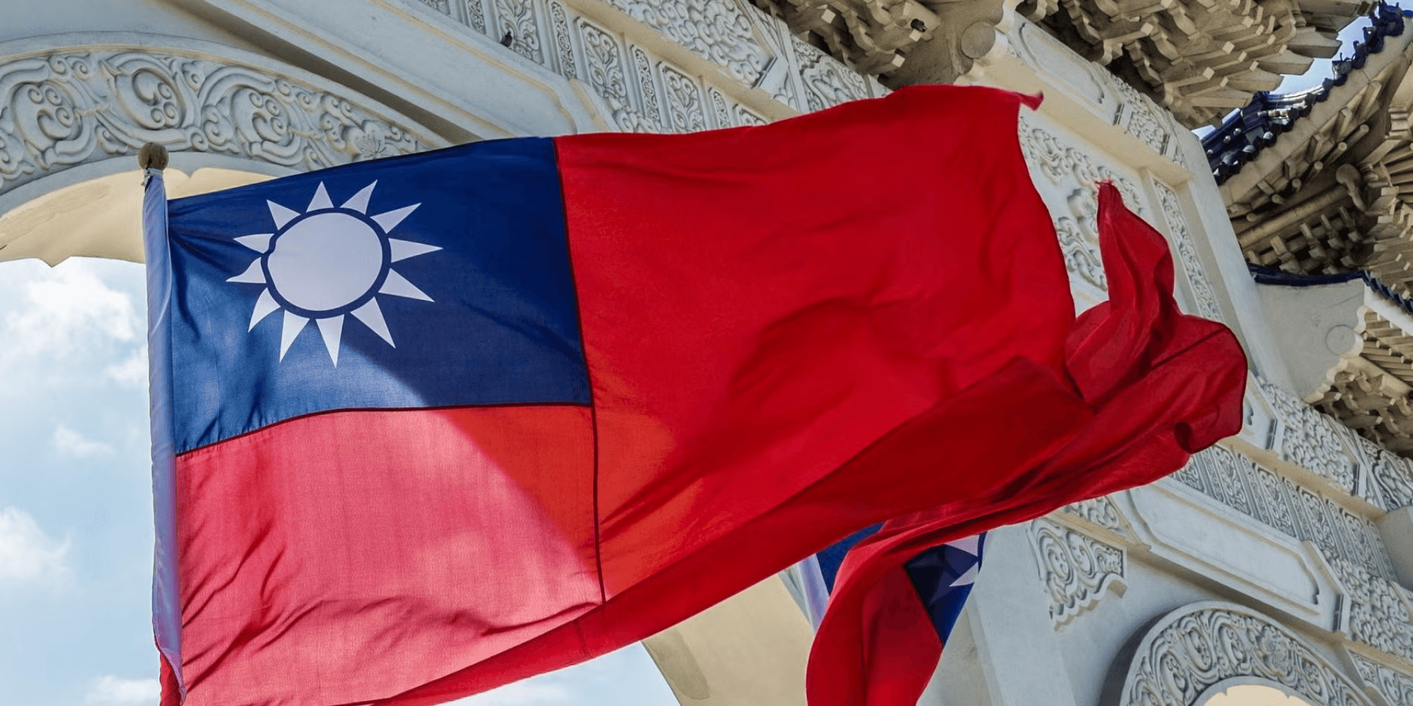 台灣 00940、加密貨幣正熱！網紅代言亂象頻傳，金管會要用「這 2 招」應對 在 ETF、加密貨幣亂象中，部分投信公司跟網紅合作的置入性行銷引發爭議，對此金管會主委黃天牧在接受質詢時，表示將在 6 月訂定自律規範，並可能擬定專法。 