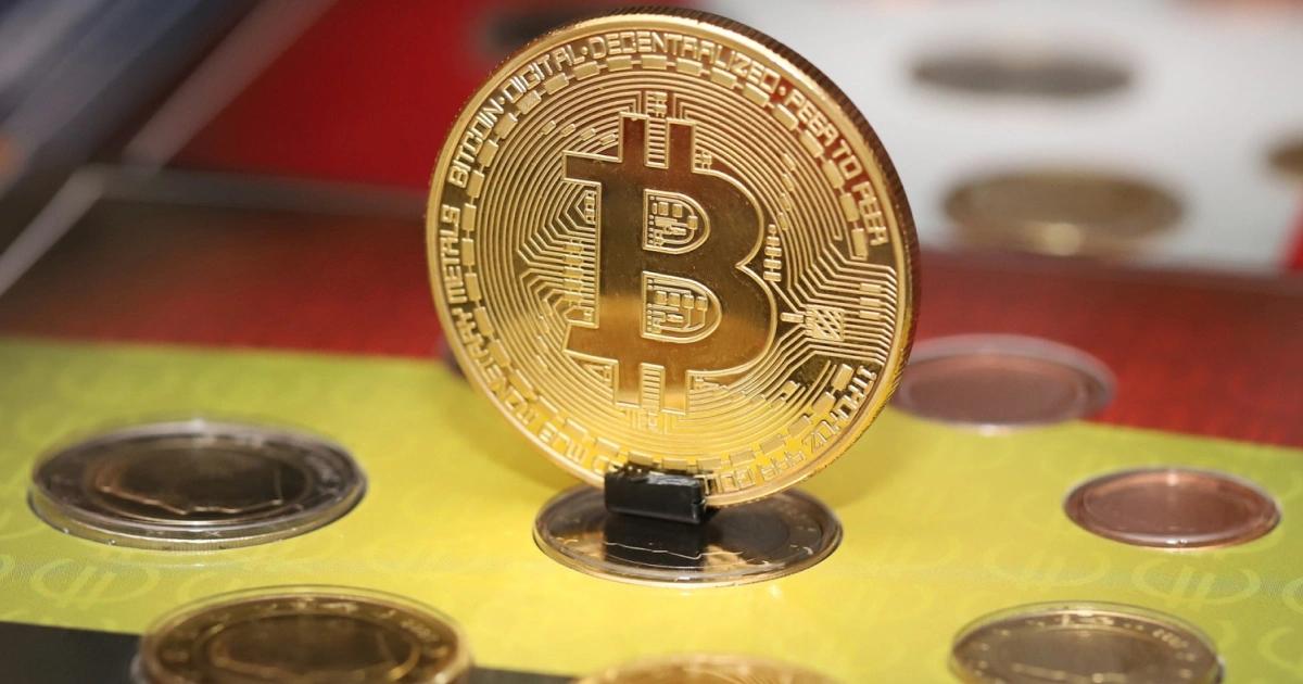 比特幣卡在9.5萬！分析師：本週有3大經濟數據，行情會怎麼走？比特幣在上週反彈後進入震盪走勢，於 93,000 至 95,500 美元區間整理。分析師預計，本週因多項重要經濟數據公布，交易者將趨謹慎，比特幣本週可能會怎麼走？