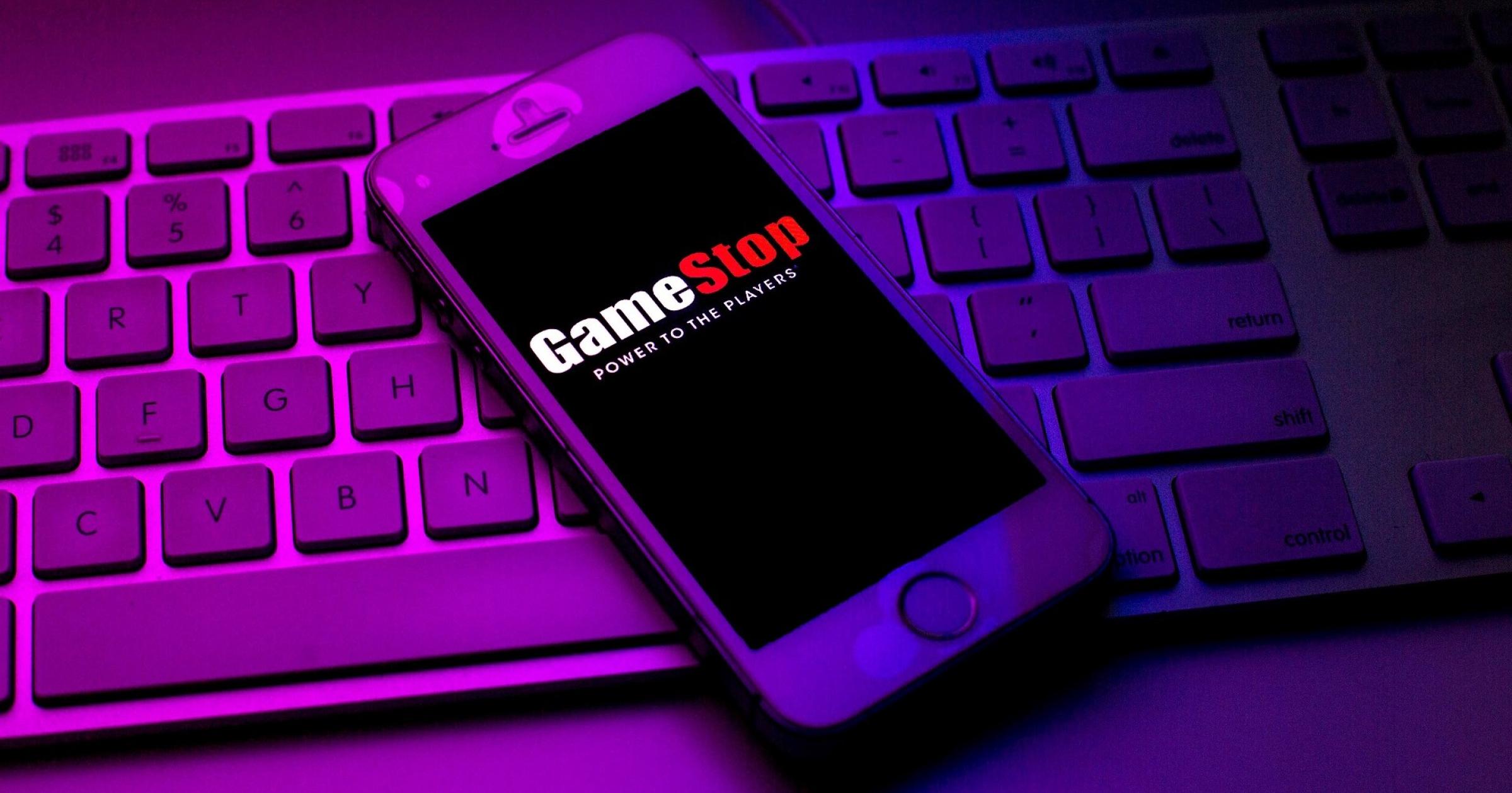 無畏加密寒冬！Gamestop 推出 NFT 市場在以太幣下跌了近 70%，NFT 銷售額急劇下降的寒冬時刻，GameStop 選擇推出他的 NFT 市場，這會是最佳時機嗎？