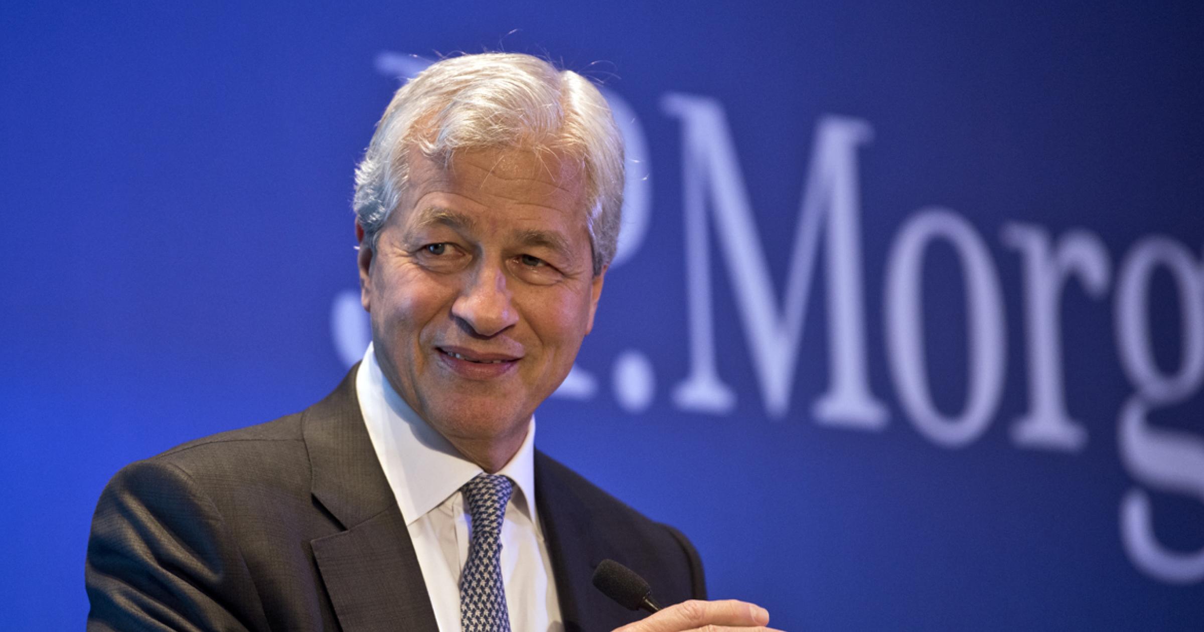 曾推出穩定幣！摩根大通 CEO 今稱：加密貨幣是「龐氏騙局」全球知名投行摩根大通執行長直言，比特幣等加密貨幣是危險的龐氏騙局。但摩根大通仍推出了穩定幣與企業區塊鏈等產品......